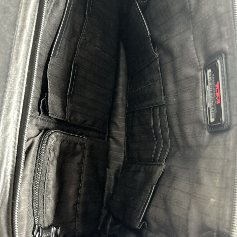 TUMI briefcase leather Large black Carry On Computer Bag 96132DH Organization - Picture 5 of 6